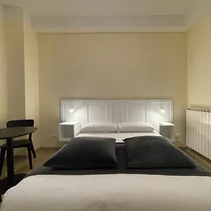Yome-guicciardini 10 Appartamento Firenze