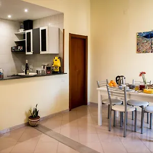 Castel Capuano Flat By Domusextra , Napels Italië